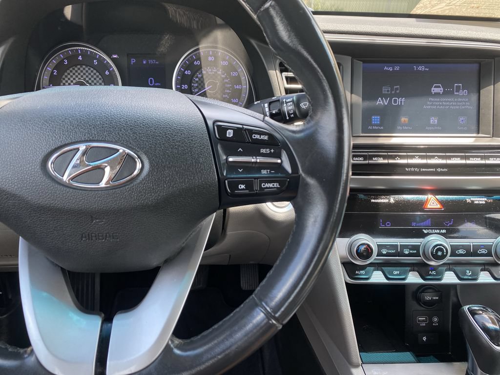 Used 2019 Hyundai Elantra Limited FWD image 22