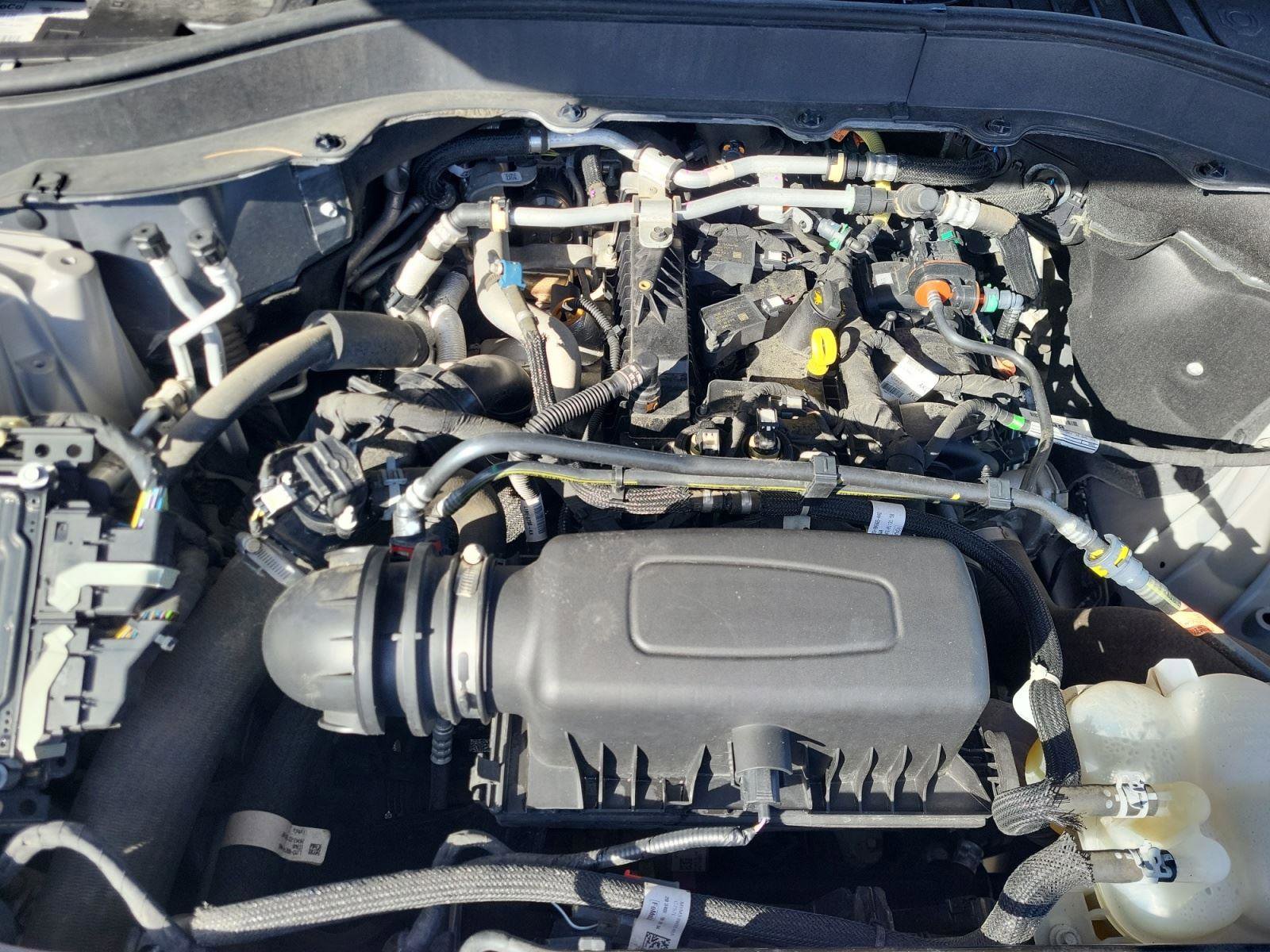 Used 2021 Ford Explorer XLT w/ Equipment Group 202A image 31