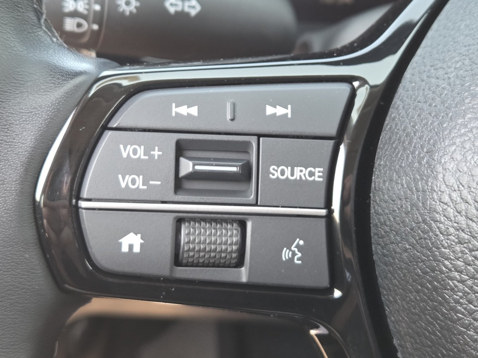 Used 2024 Honda Civic EX-L image 30