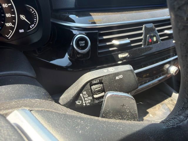 Used 2018 BMW 530e xDrive AWD/4WD image 50
