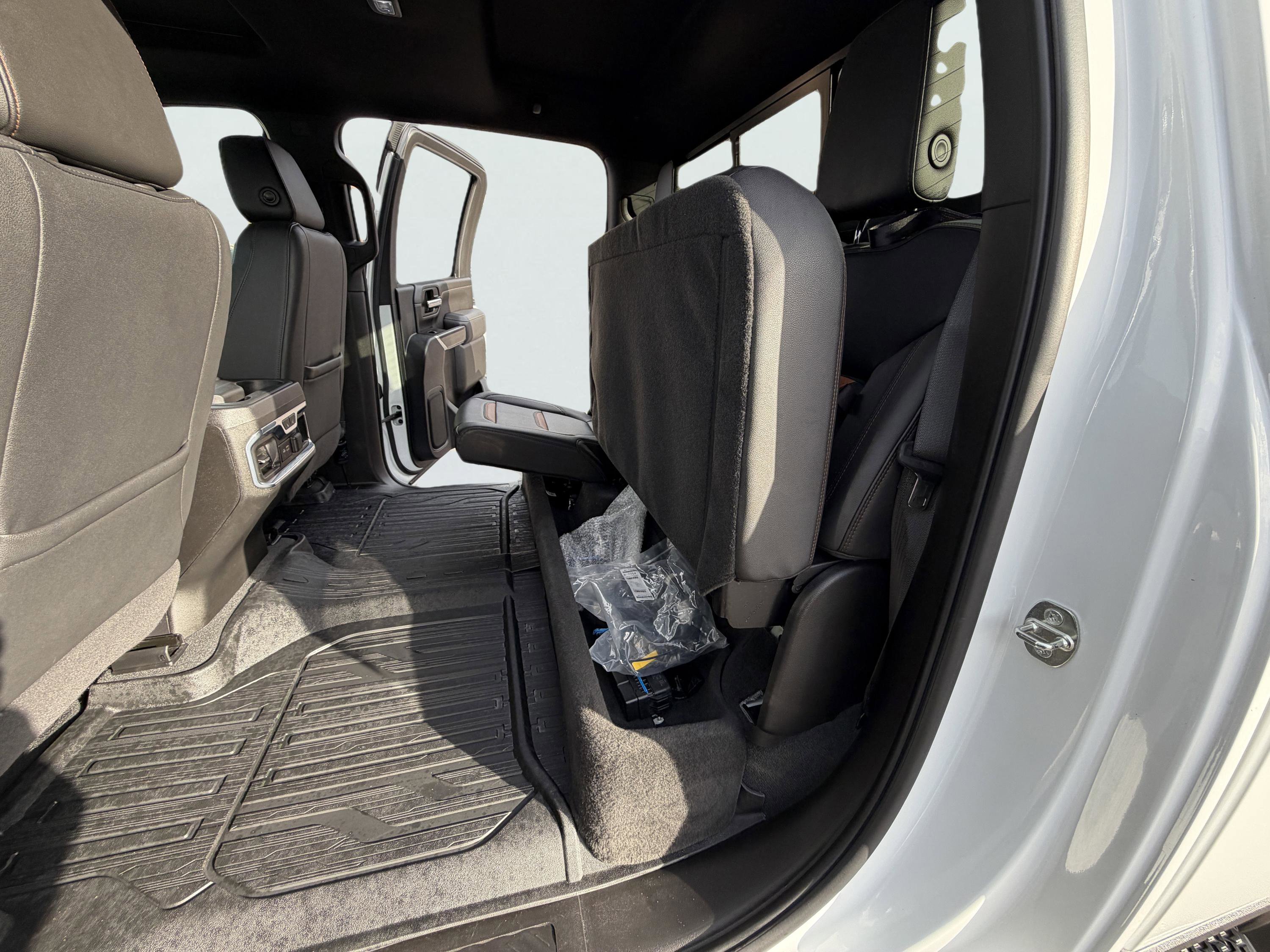 Used 2021 GMC Sierra 2500 AT4 w/ AT4 Premium Plus Package image 9