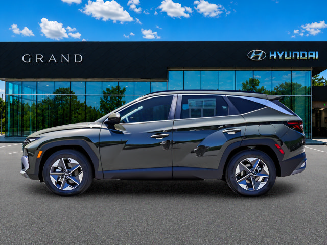 New 2026 Hyundai Tucson SEL Plus FWD image 3