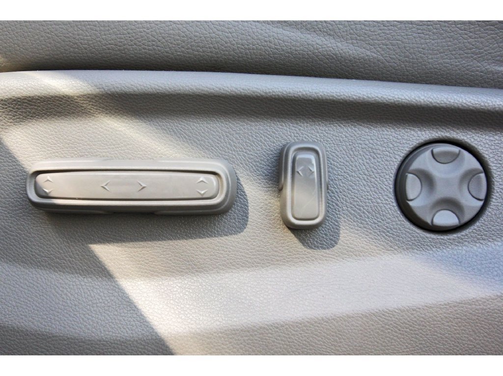 Used 2024 Honda Odyssey Elite image 37