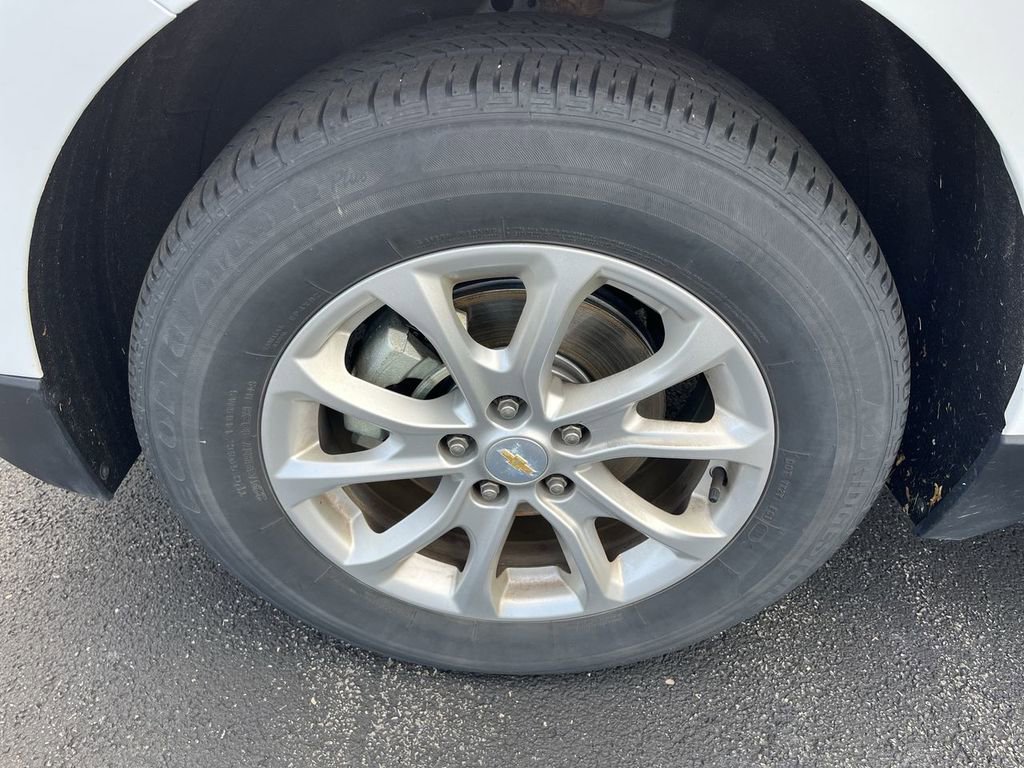 Used 2020 Chevrolet Equinox LT image 31