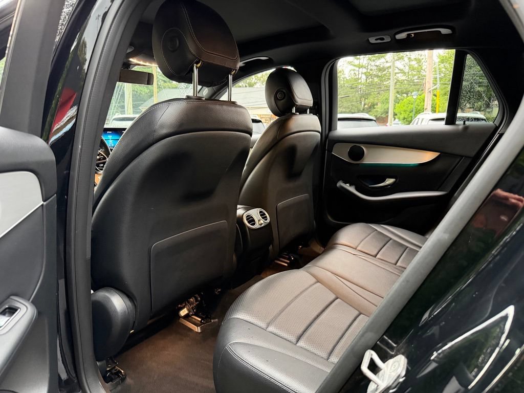 Used 2021 Mercedes-Benz GLC 300 image 31