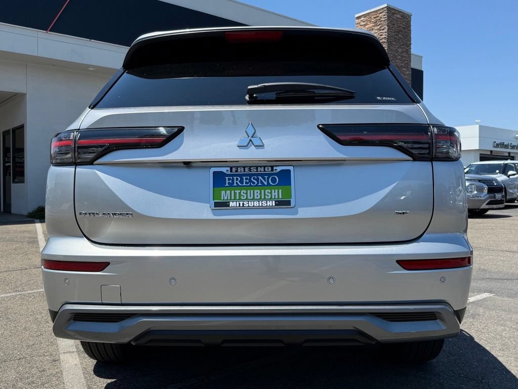 New 2026 Mitsubishi Outlander SE AWD/4WD image 7