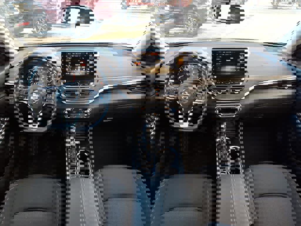 Certified 2023 Nissan Altima 2.5 SV w/ SV Premium Package image 13