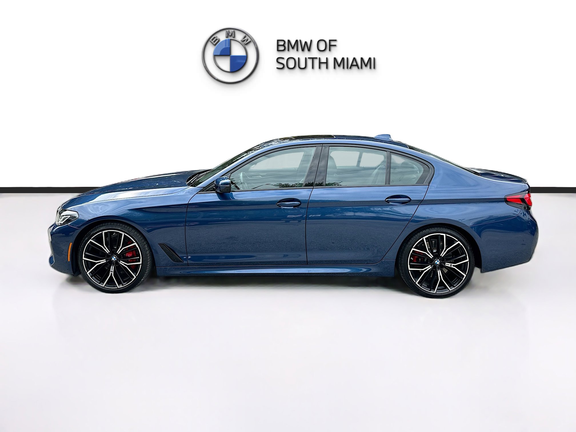 Certified 2023 BMW 530i w/ M Sport Package image 4