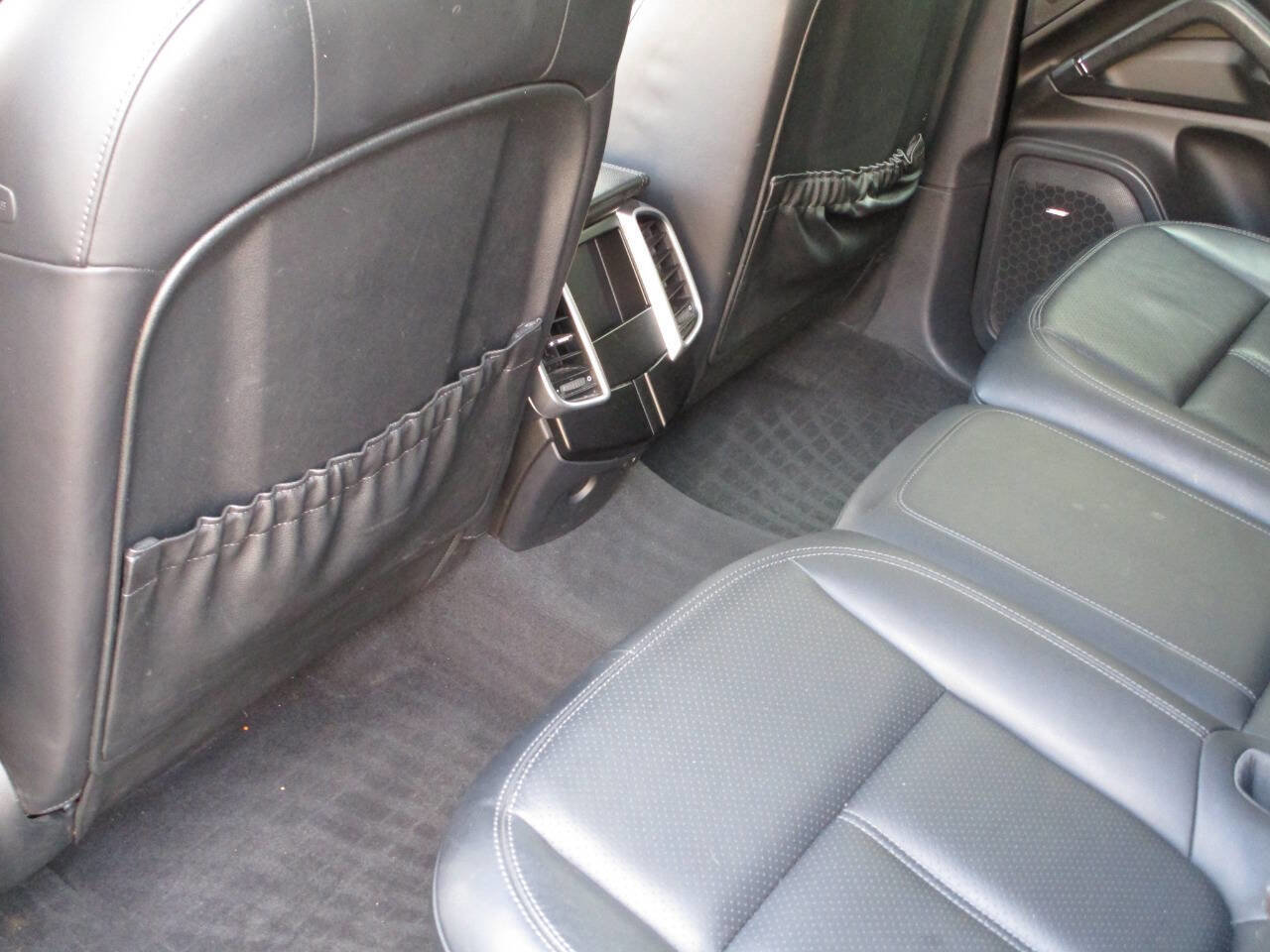 Used 2014 Porsche Cayenne Diesel Platinum Edition image 12