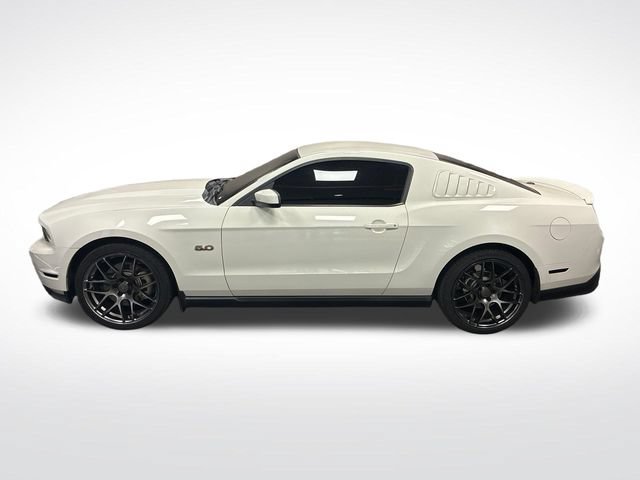 Used 2011 Ford Mustang GT Premium w/ Security Pkg RWD image 2