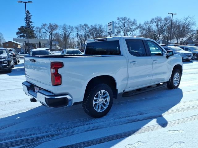 Used 2024 Chevrolet Silverado 1500 LT image 3