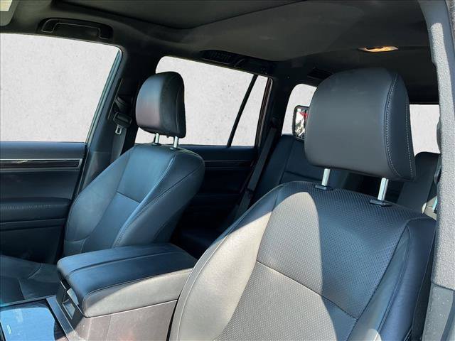 Used 2021 Lexus GX 460 Luxury w/ Sport Design Package AWD/4WD image 12