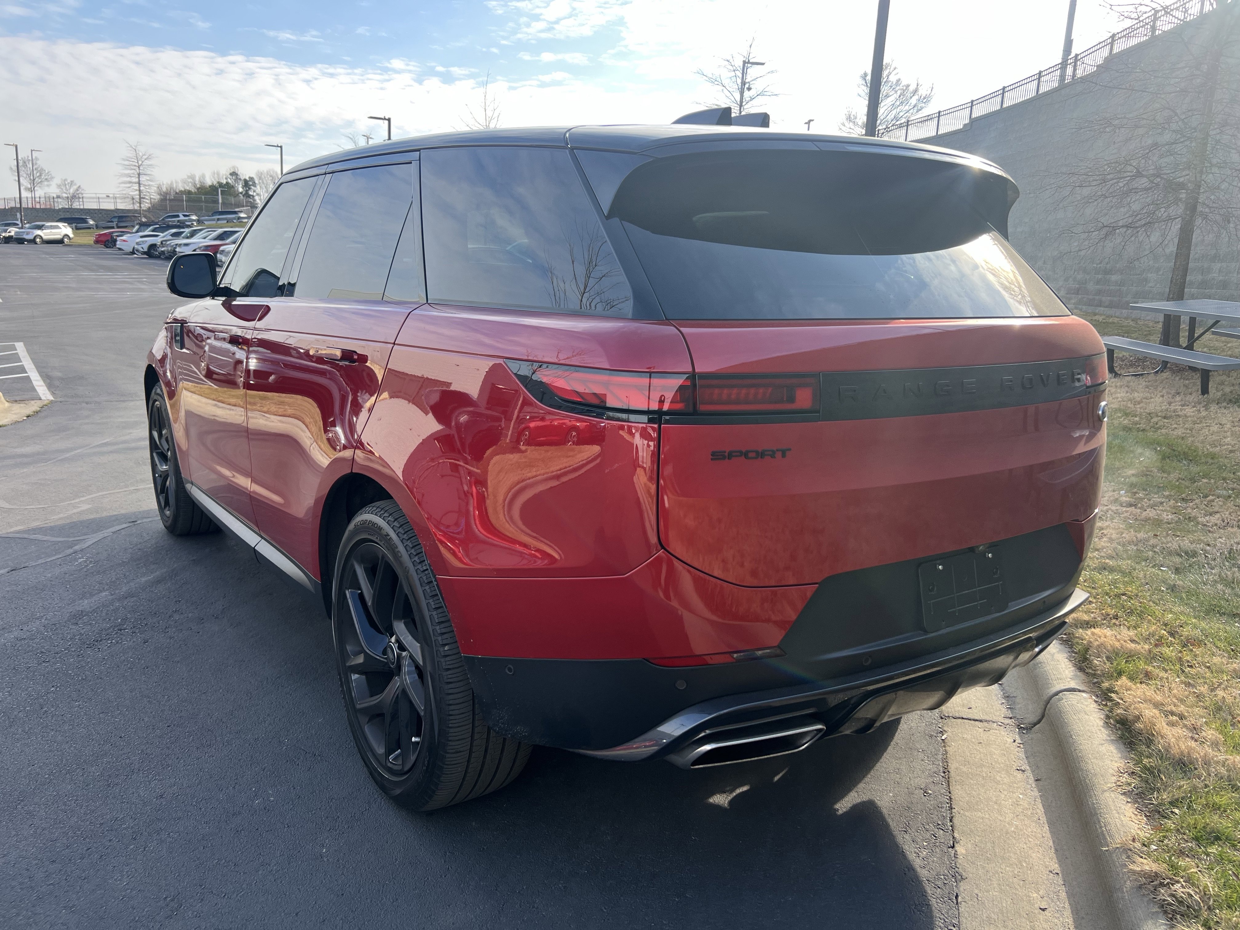 Certified 2023 Land Rover Range Rover Sport SE image 5