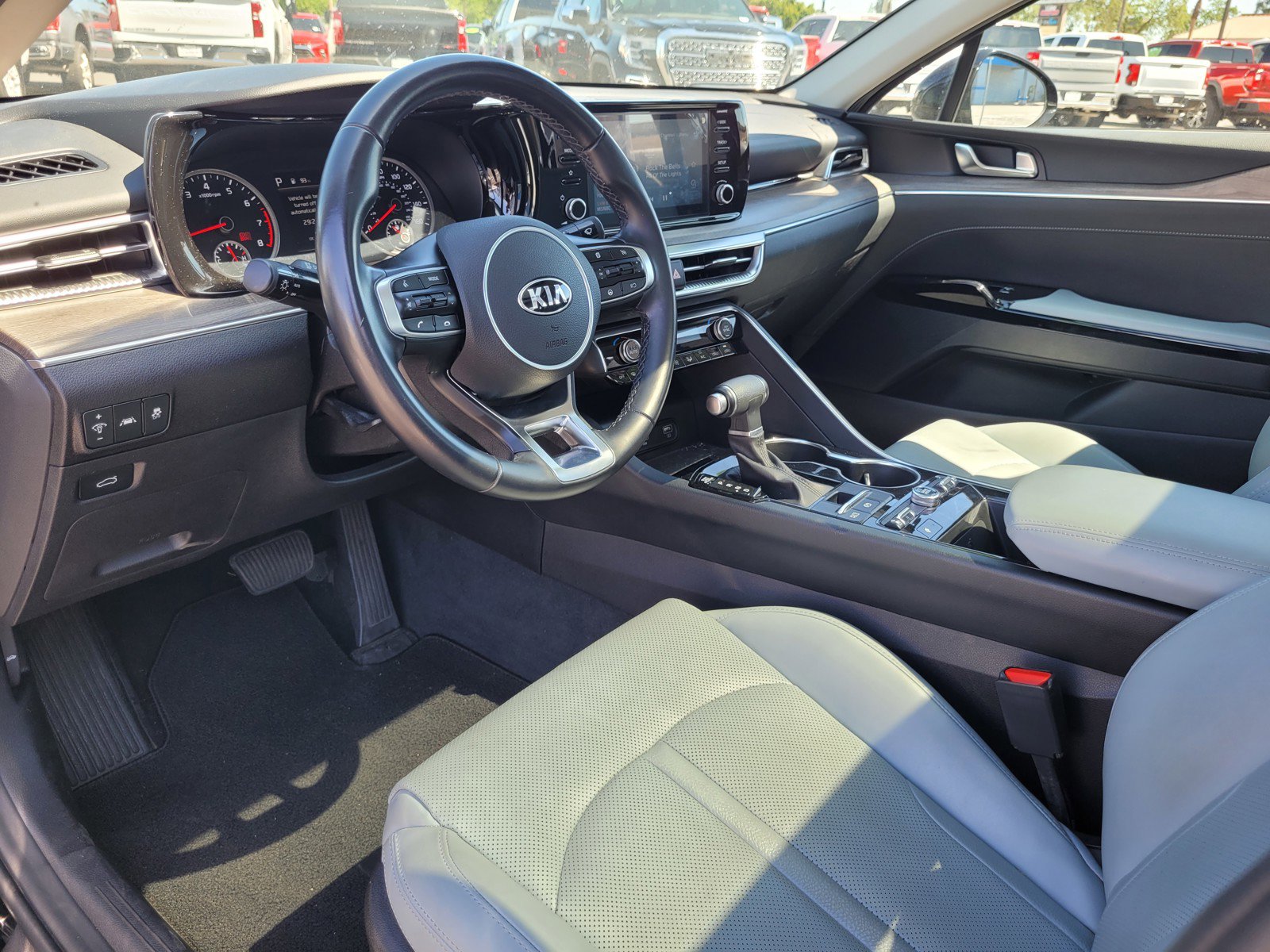 Used 2021 Kia K5 EX image 9