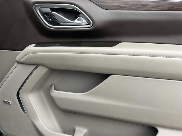 Used 2021 Chevrolet Tahoe Z71 w/ Z71 Off-Road Package image 25