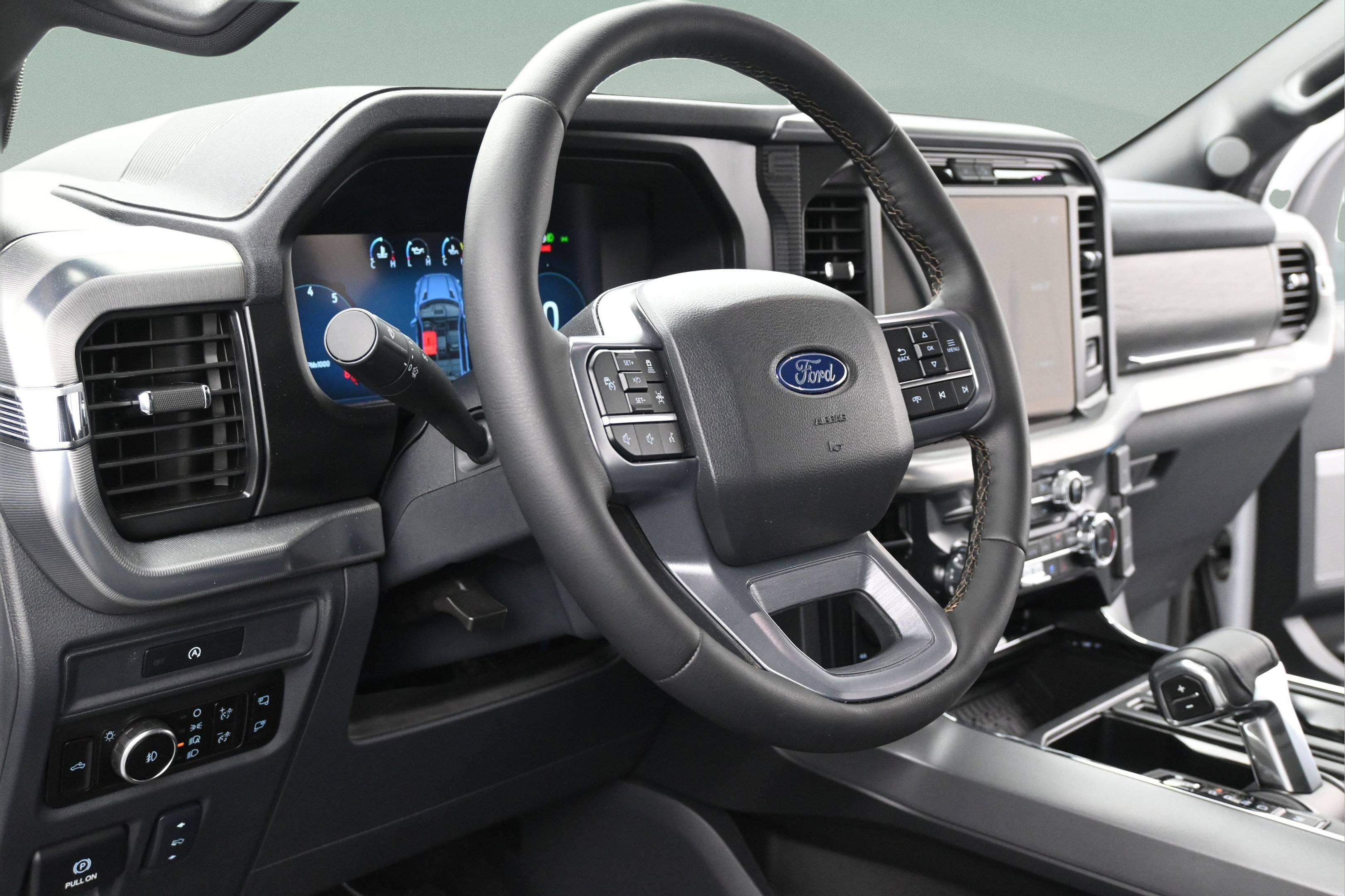 Used 2025 Ford F150 Lariat w/ Equipment Group 502A High AWD/4WD image 12