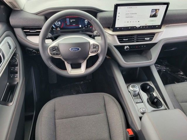 Used 2026 Ford Explorer Active image 10