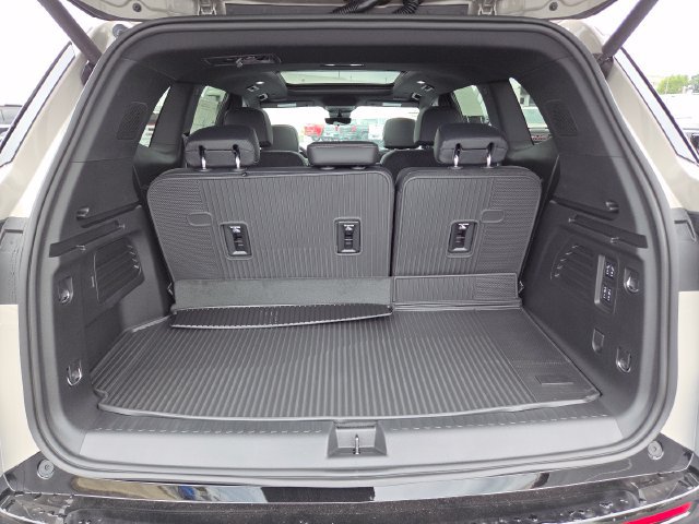 New 2027 Buick Enclave Sport Touring w/ Power Package AWD/4WD image 22