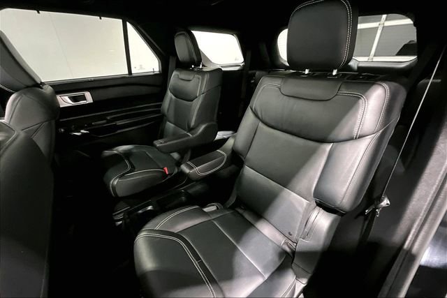 Used 2021 Ford Explorer ST w/ ST Street Pack image 23