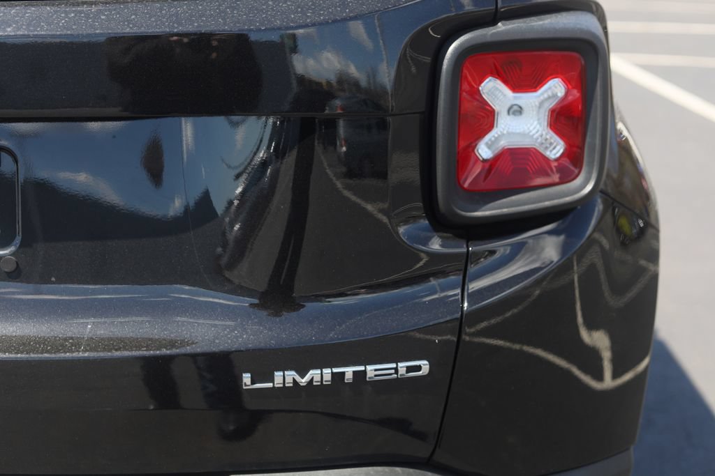 Used 2022 Jeep Renegade Limited w/ Sun, Sound & Wheels Group AWD/4WD image 26