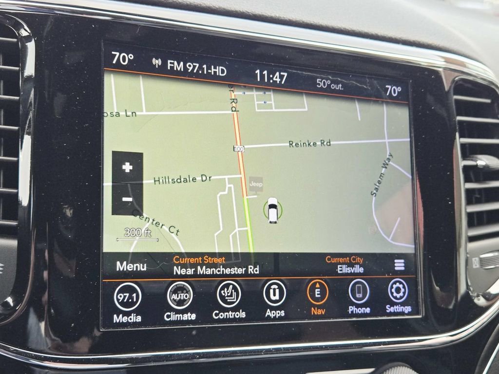 Used 2019 Jeep Grand Cherokee Limited image 27