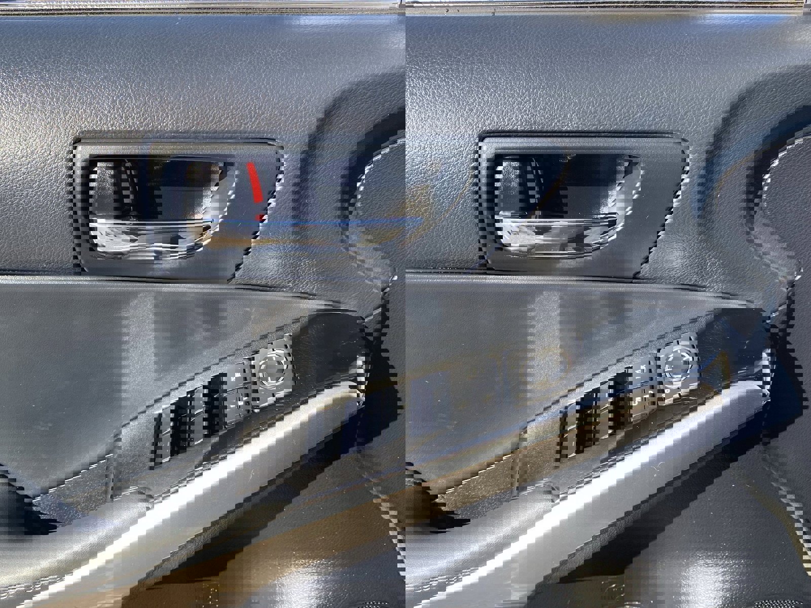 Used 2016 Lexus IS 200t image 23