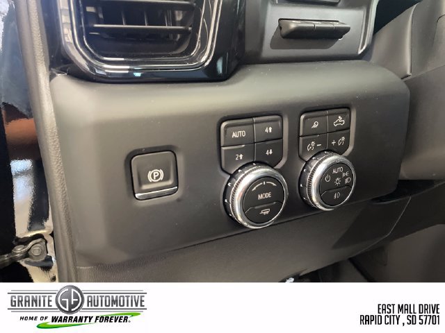 Used 2026 GMC Sierra 1500 AT4 w/ AT4 Premium Package AWD/4WD image 31