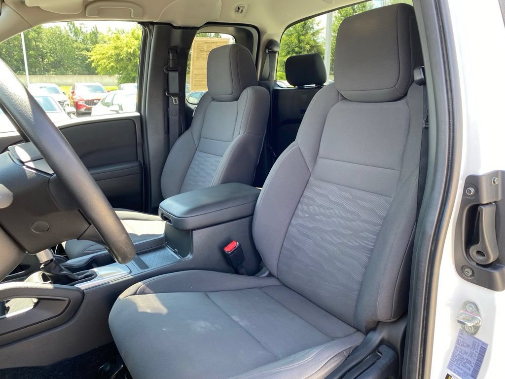 Used 2024 Nissan Frontier S AWD/4WD image 23