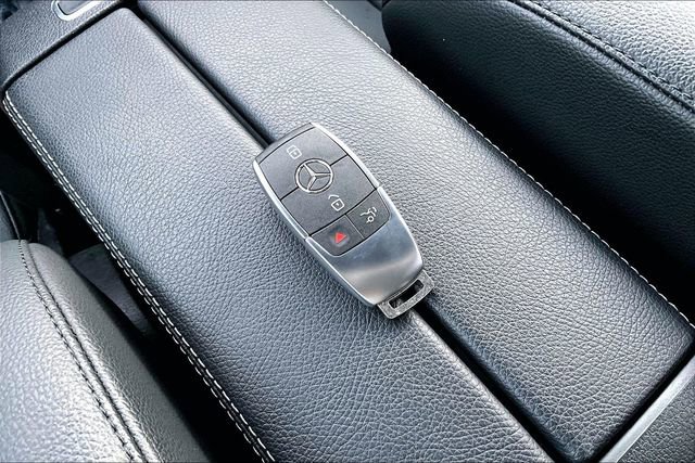 Certified 2023 Mercedes-Benz GLB 250 4MATIC image 38