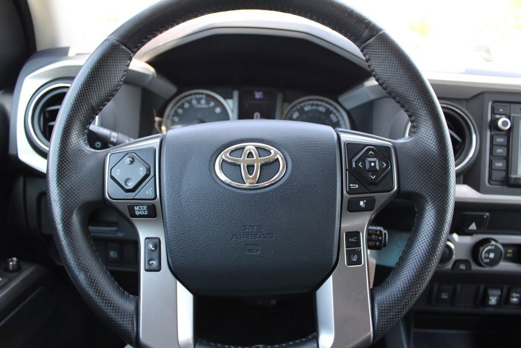 Used 2019 Toyota Tacoma SR5 AWD/4WD image 27
