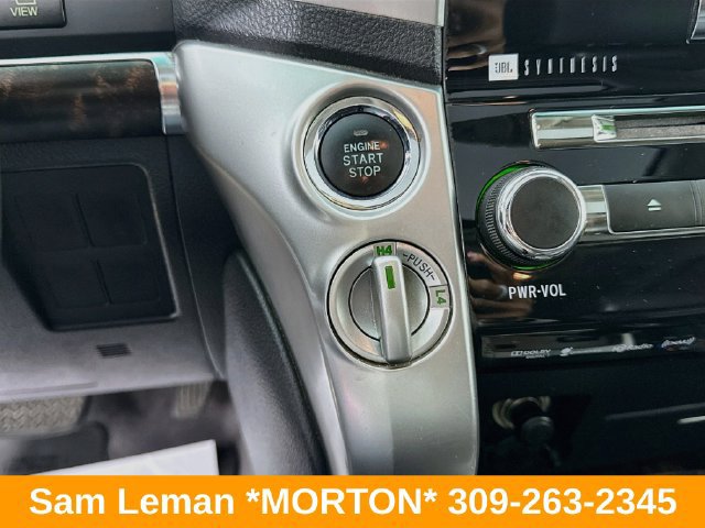 Used 2015 Toyota Land Cruiser AWD/4WD image 41