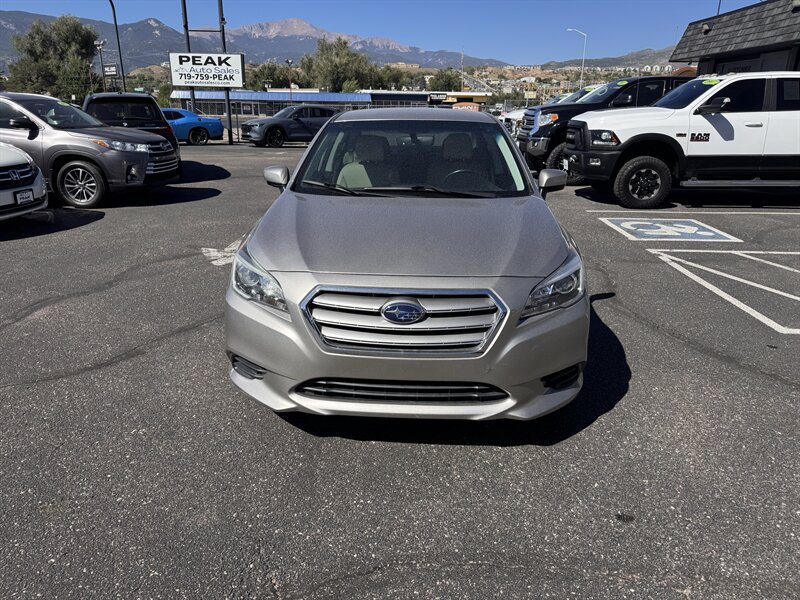 Used 2017 Subaru Legacy 2.5i Premium AWD/4WD image 2