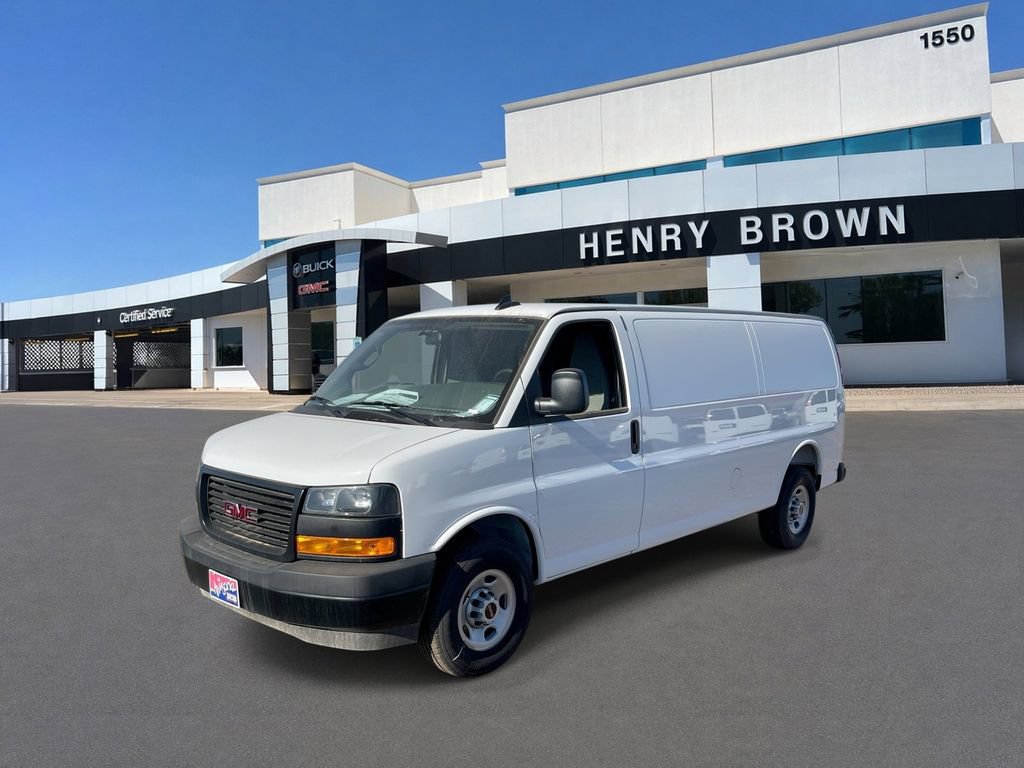 New 2025 GMC Savana 2500 Extended w/ Driver Convenience Package RWD image 1