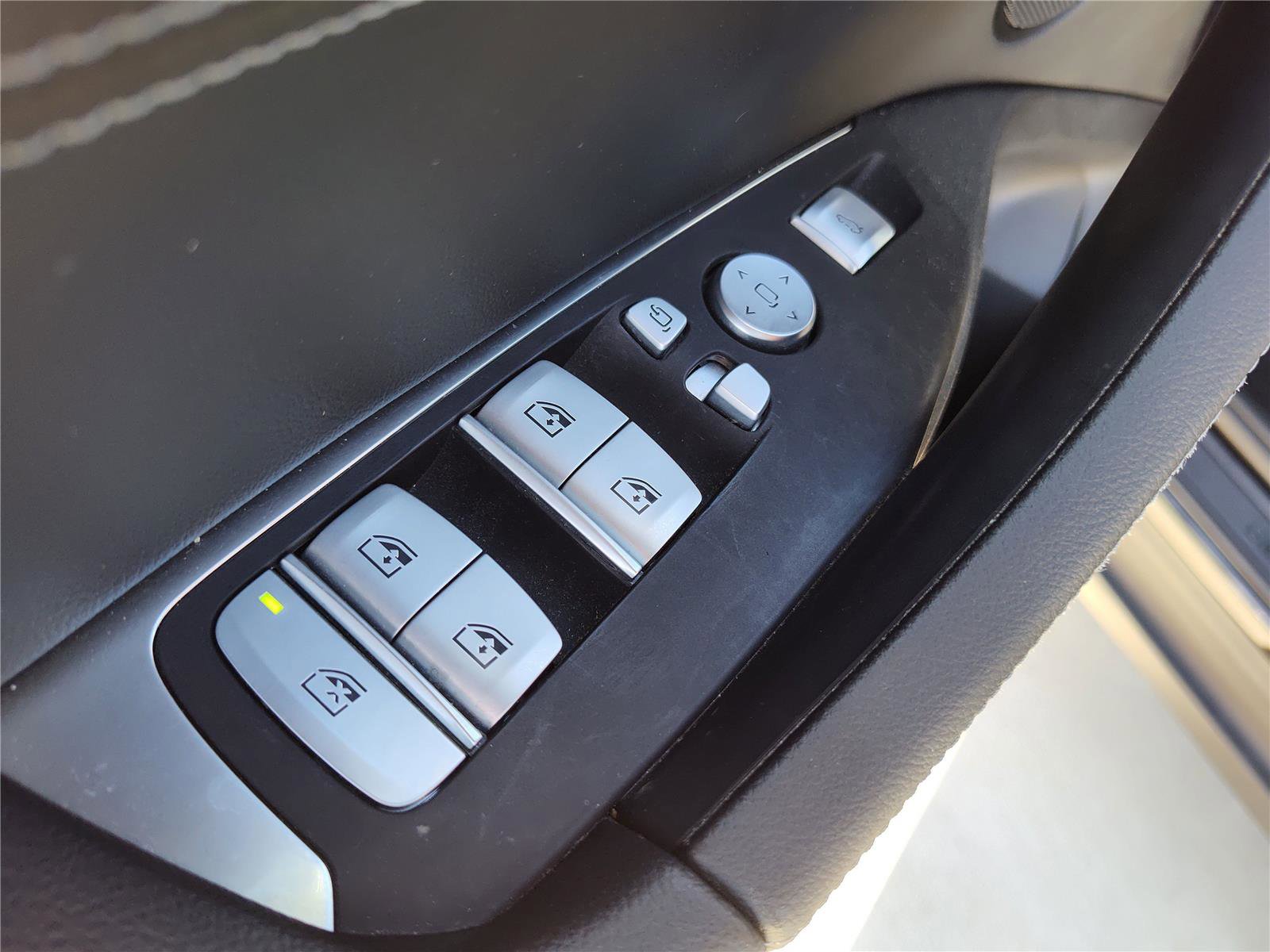 Certified 2023 BMW X3 sDrive30i w/ Premium Package image 15