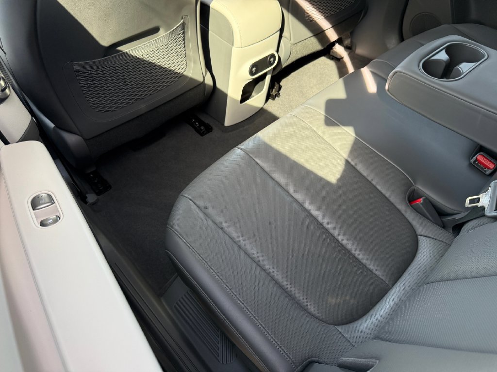 Used 2025 Hyundai Ioniq 5 SEL RWD image 34