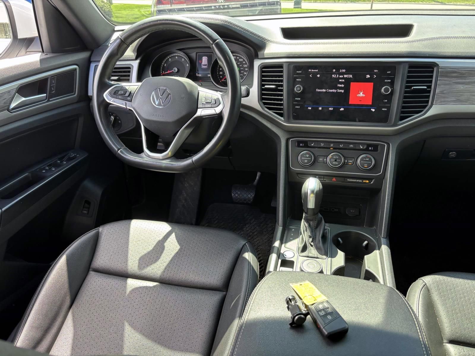 Used 2020 Volkswagen Atlas Cross Sport SE w/ Towing Package image 29