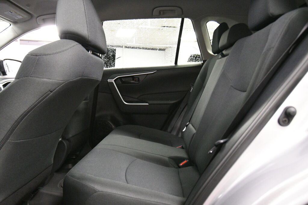 Used 2025 Toyota RAV4 LE image 19