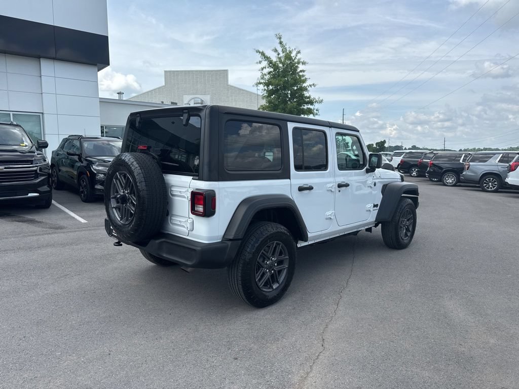 Used 2025 Jeep Wrangler Unlimited Sport AWD/4WD image 7