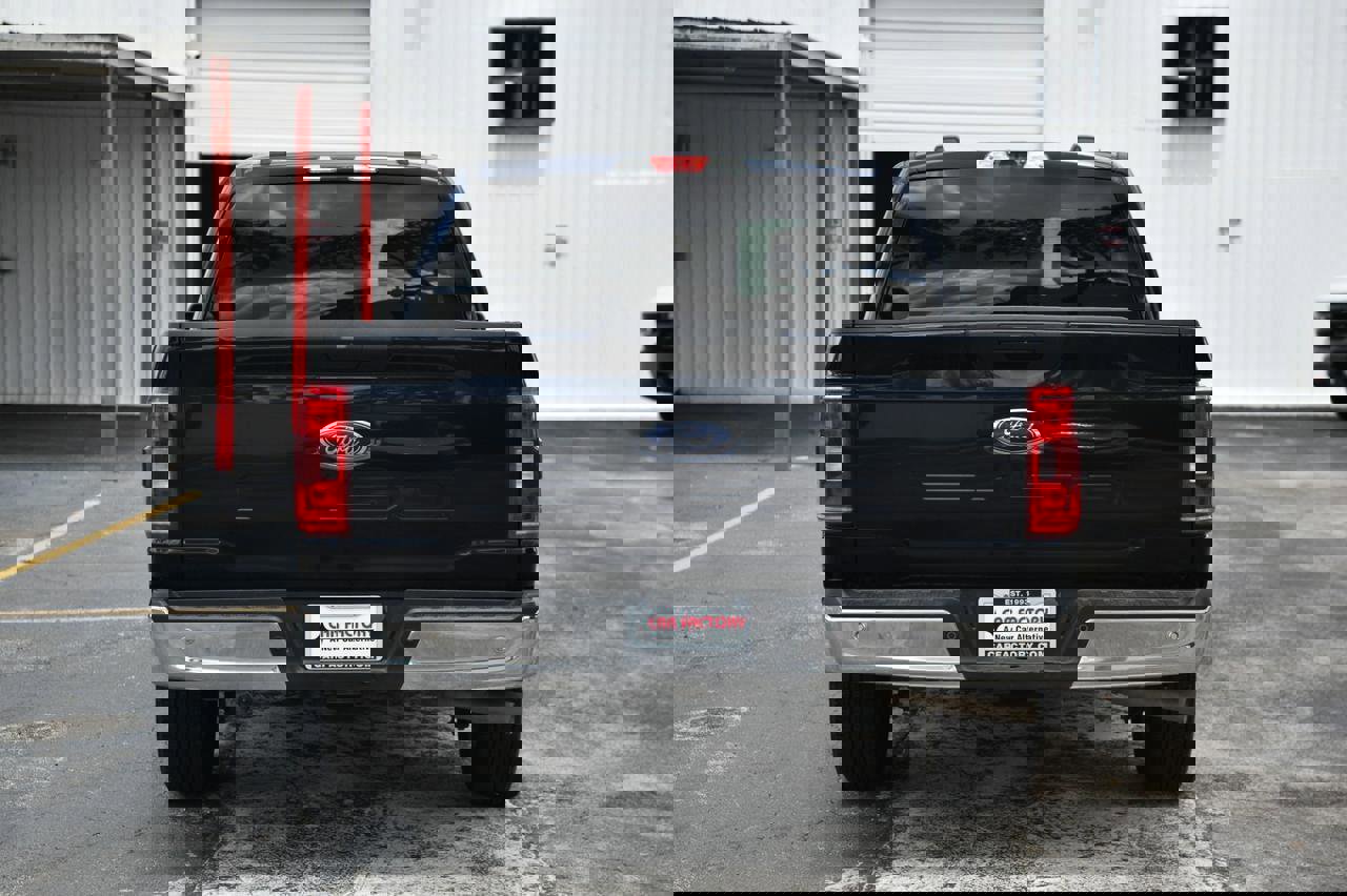 Used 2023 Ford F150 XLT image 5