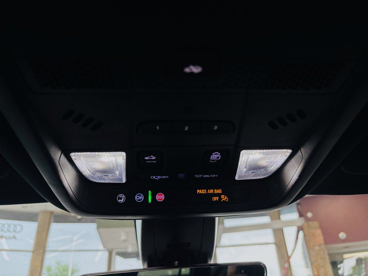 Used 2024 Cadillac XT6 Premium Luxury w/ Technology Package FWD image 50