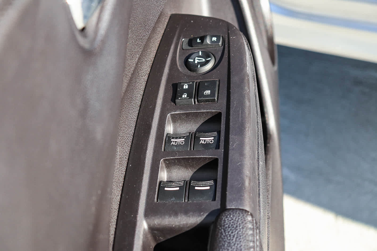 Used 2015 Acura RDX AWD w/ Technology Package image 29