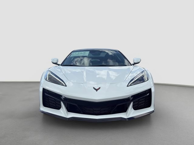Used 2026 Chevrolet Corvette Z06 RWD image 2