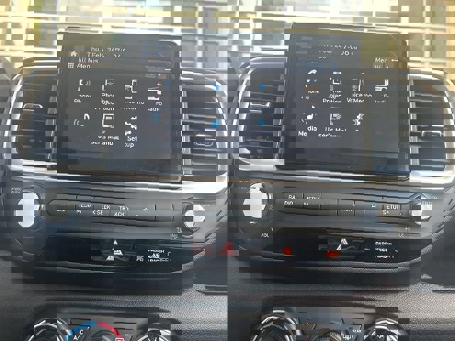 New 2026 Hyundai Venue SE image 8