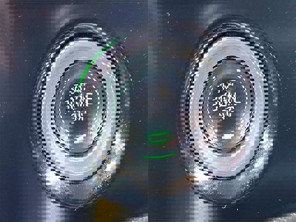 Certified 2024 GMC Sierra 1500 SLT image 28