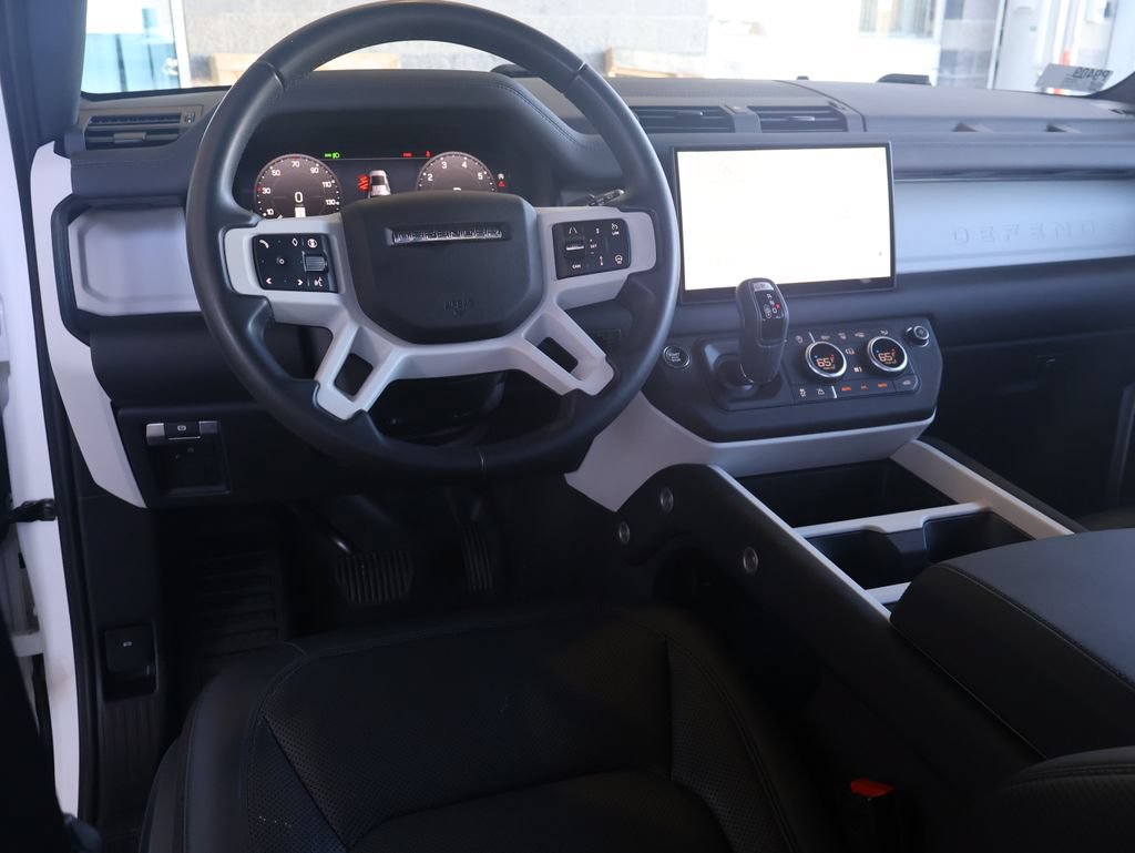 Used 2025 Land Rover Defender 110 S AWD/4WD image 22