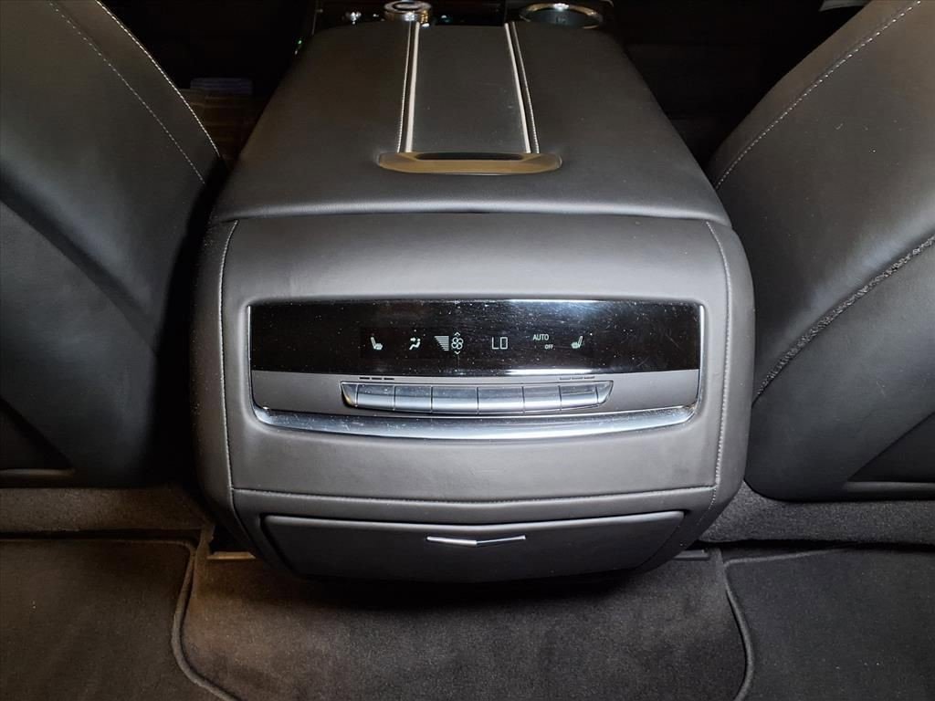 Certified 2025 Cadillac Escalade Sport Platinum AWD/4WD image 13
