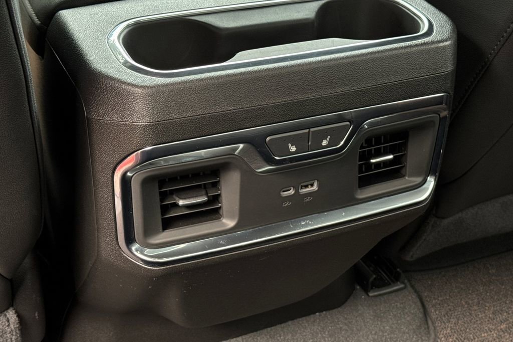 Certified 2024 Chevrolet Silverado 3500 High Country image 14