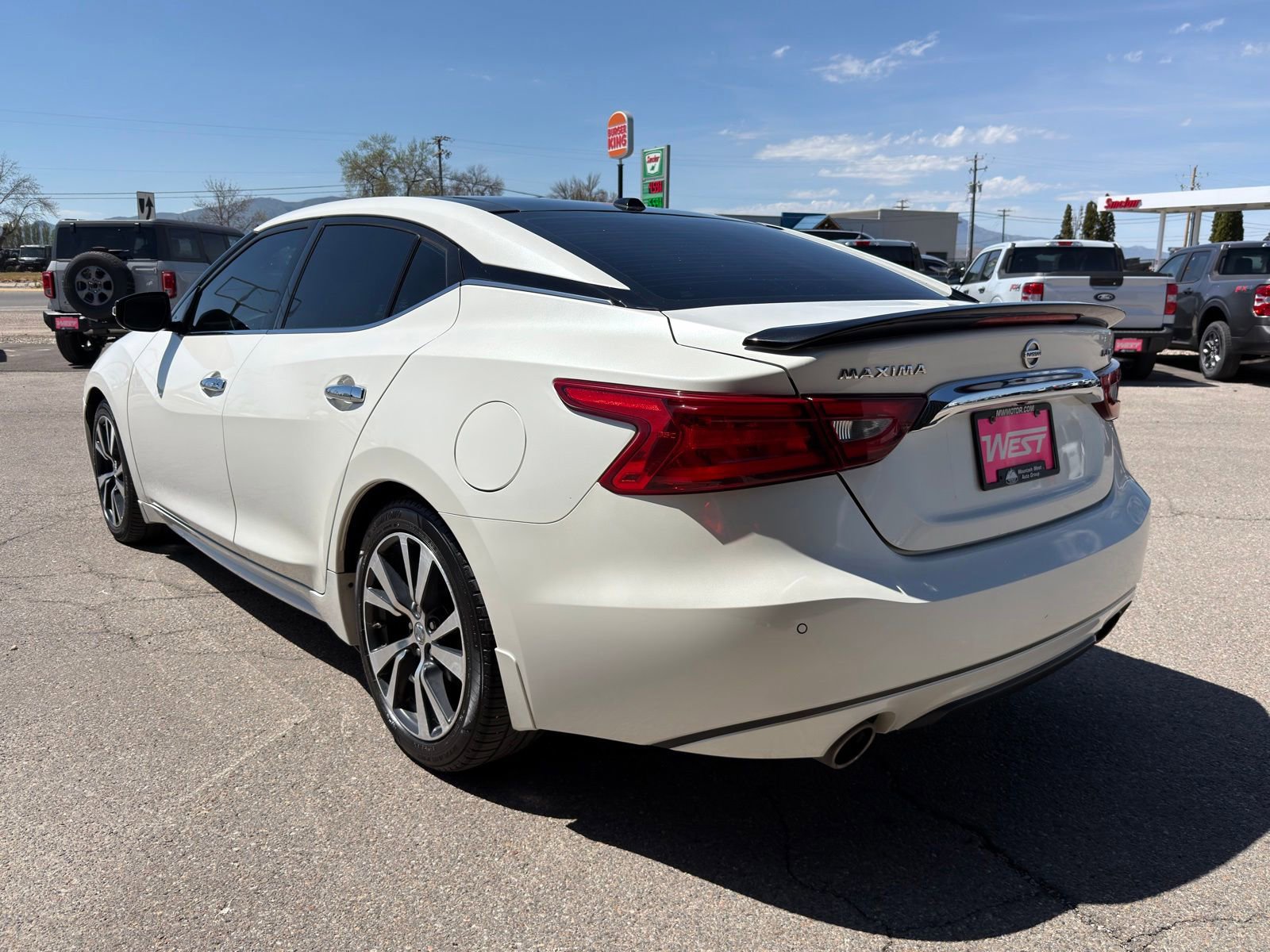 Used 2018 Nissan Maxima Platinum FWD image 10
