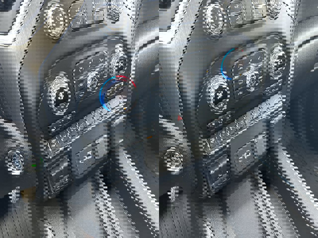 Used 2022 GMC Sierra 2500 Denali w/ Denali Ultimate Package image 29