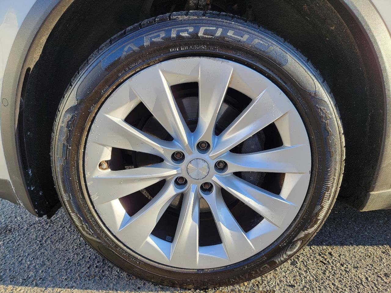 Used 2017 Tesla Model X 75D AWD/4WD image 14